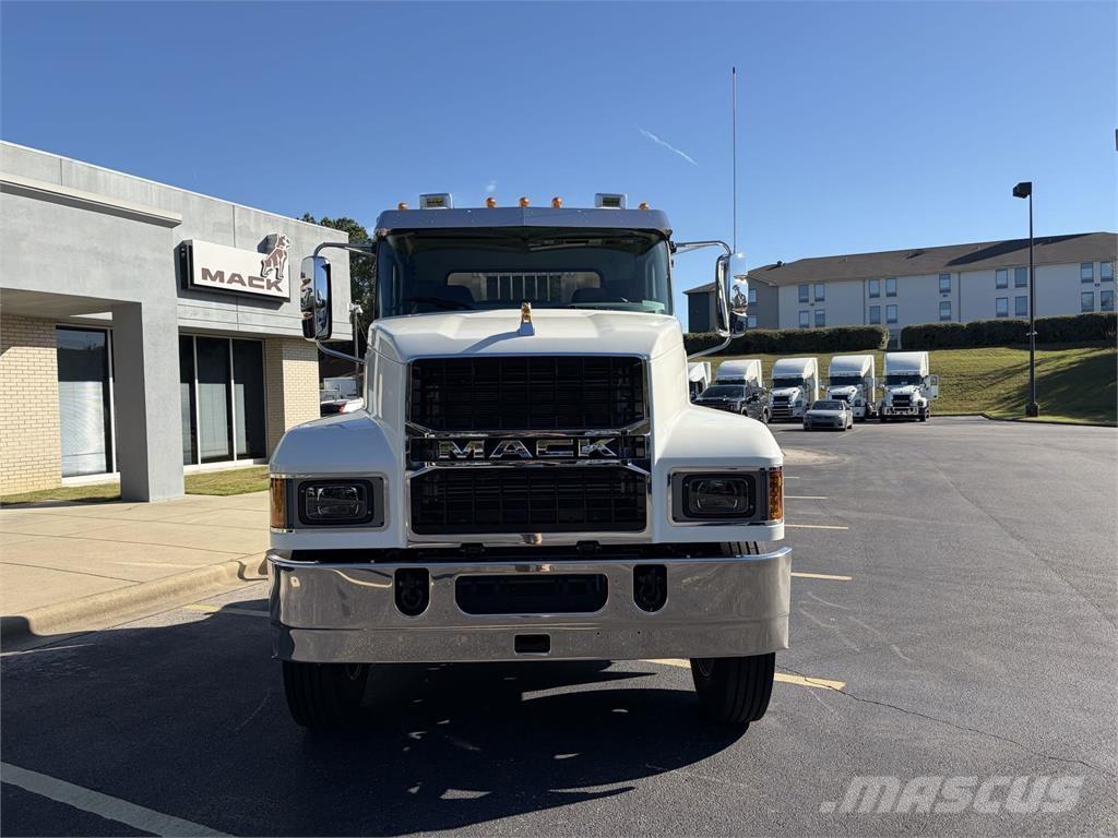 Mack PI64T Trekkvogner