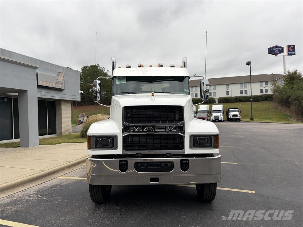 Mack PI64T Trekkvogner