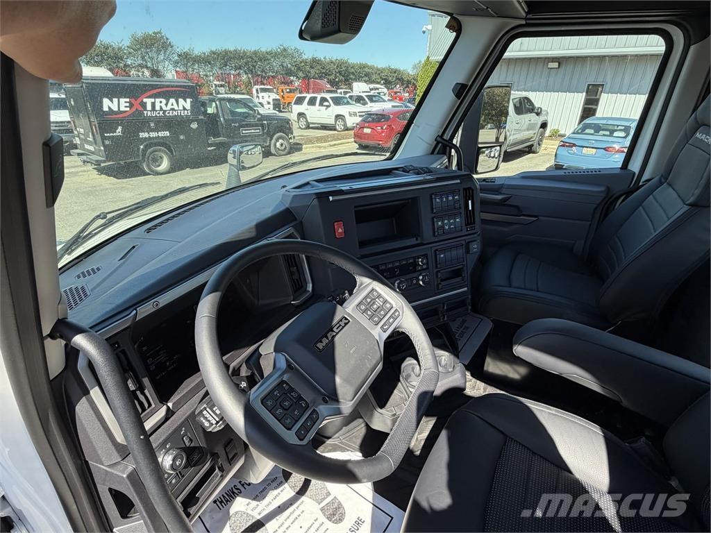 Mack PR64T Trekkvogner