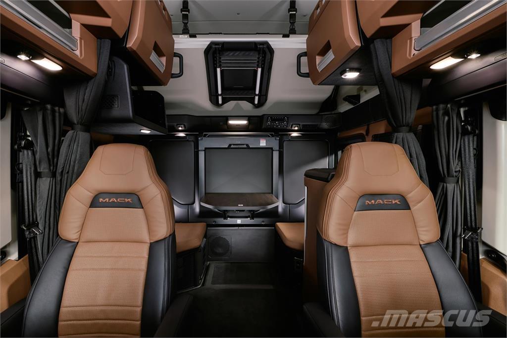 Mack PR64T Trekkvogner