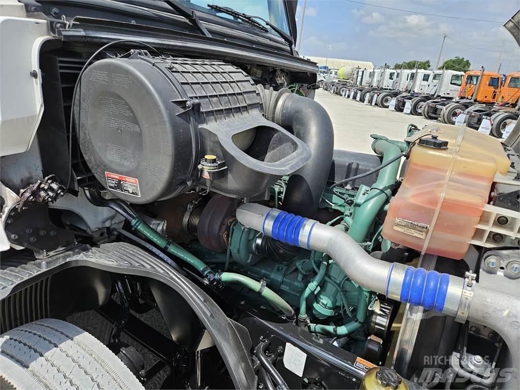 Volvo VNL62T300 Trekkvogner
