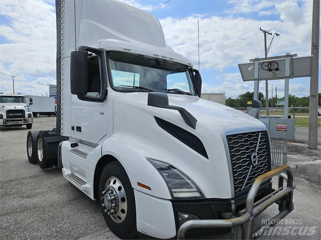 Volvo VNL62T300 Trekkvogner