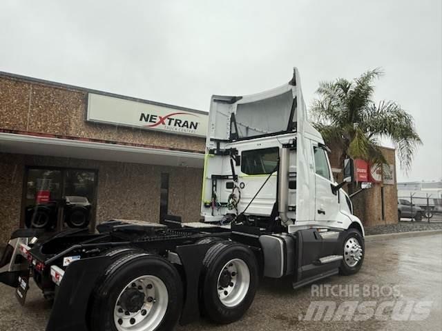 Volvo VNL64T300 Trekkvogner