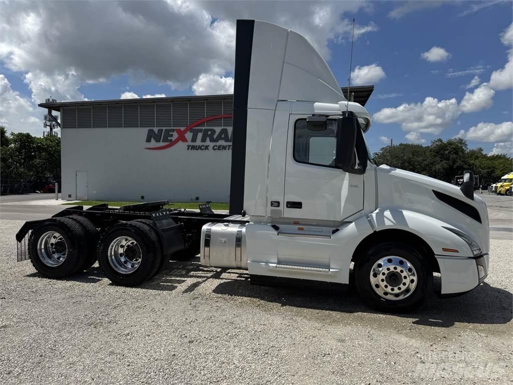 Volvo VNL64T300 Trekkvogner