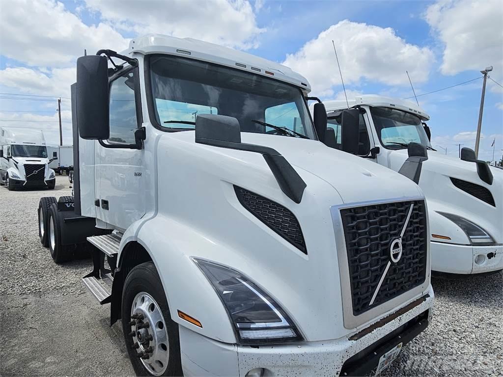 Volvo VNL64T300 Trekkvogner