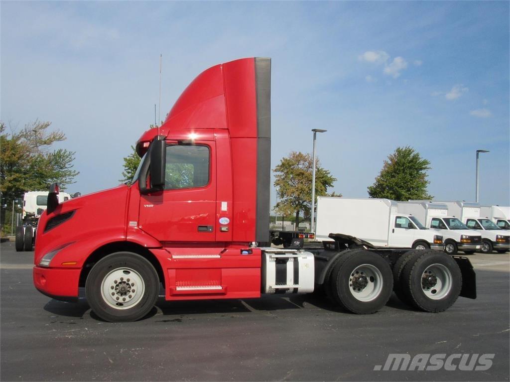 Volvo VNL64T300 Trekkvogner