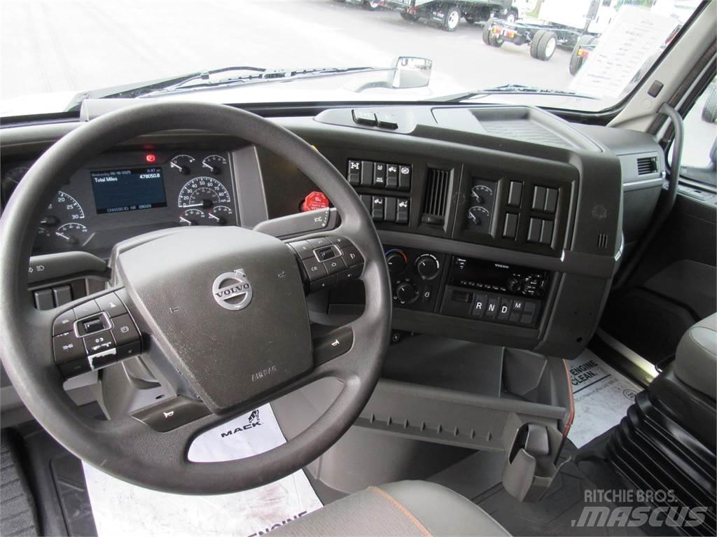 Volvo VNL64T760 Trekkvogner