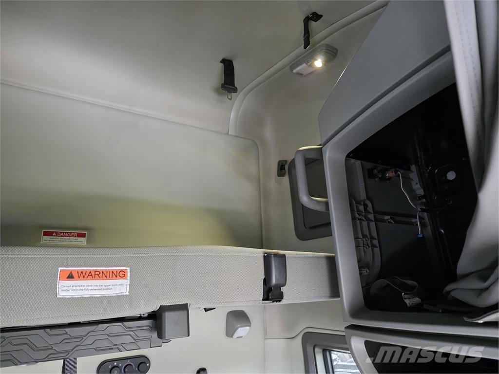 Volvo VNL64T760 Trekkvogner