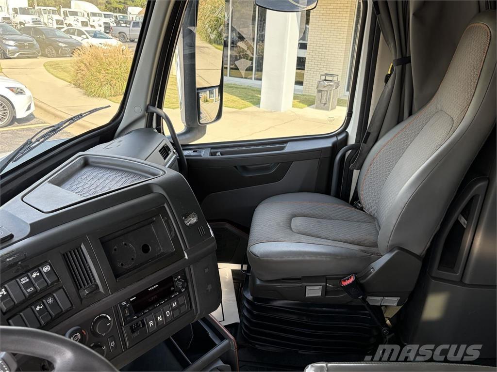 Volvo VNL64T760 Trekkvogner