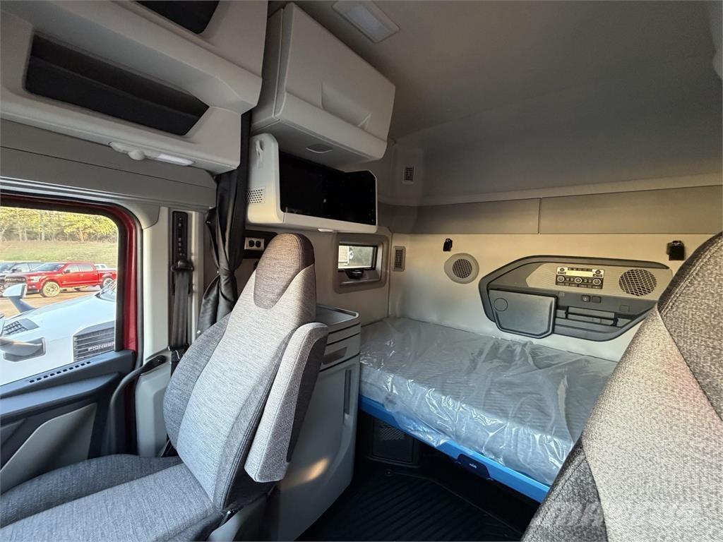 Volvo VNL64T840 Trekkvogner