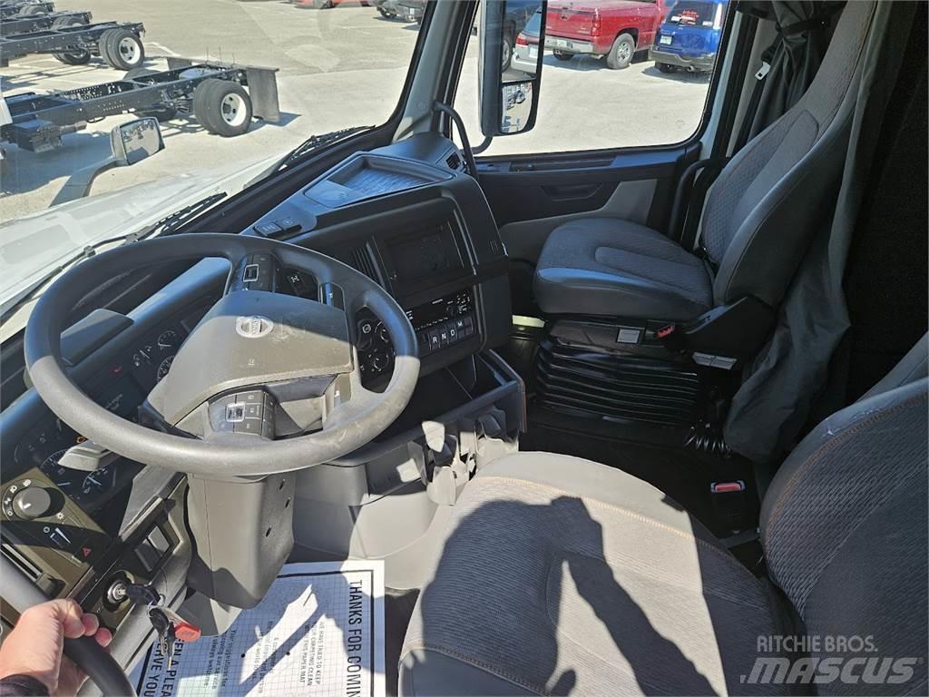 Volvo VNL64T860 Trekkvogner