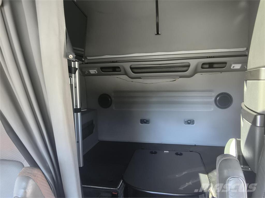 Volvo VNL64T860 Trekkvogner