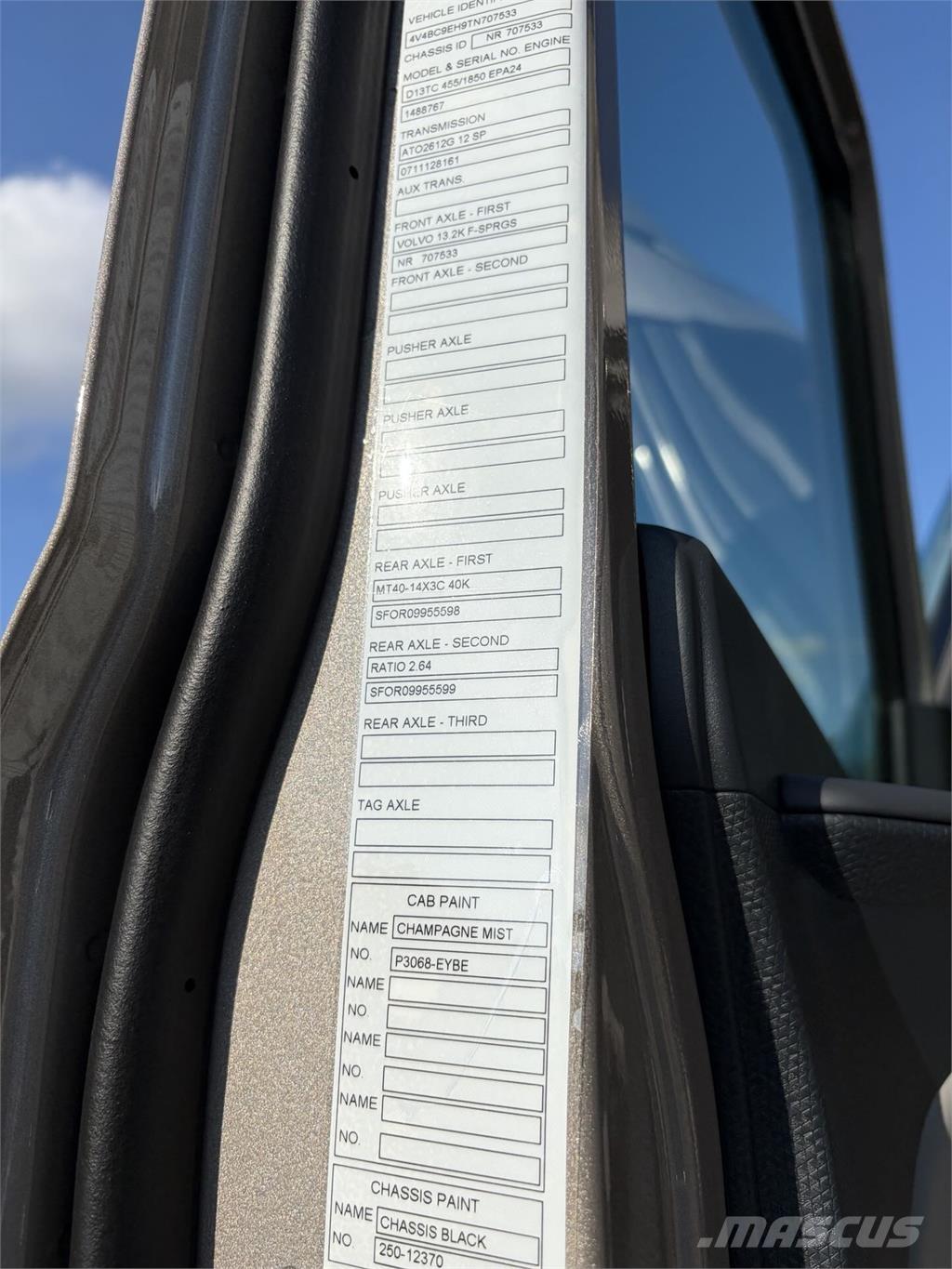 Volvo VNL64T860 Trekkvogner