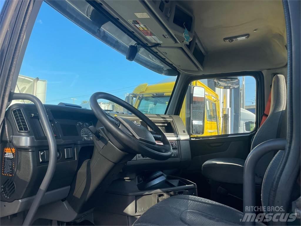 Volvo VNR64T Trekkvogner