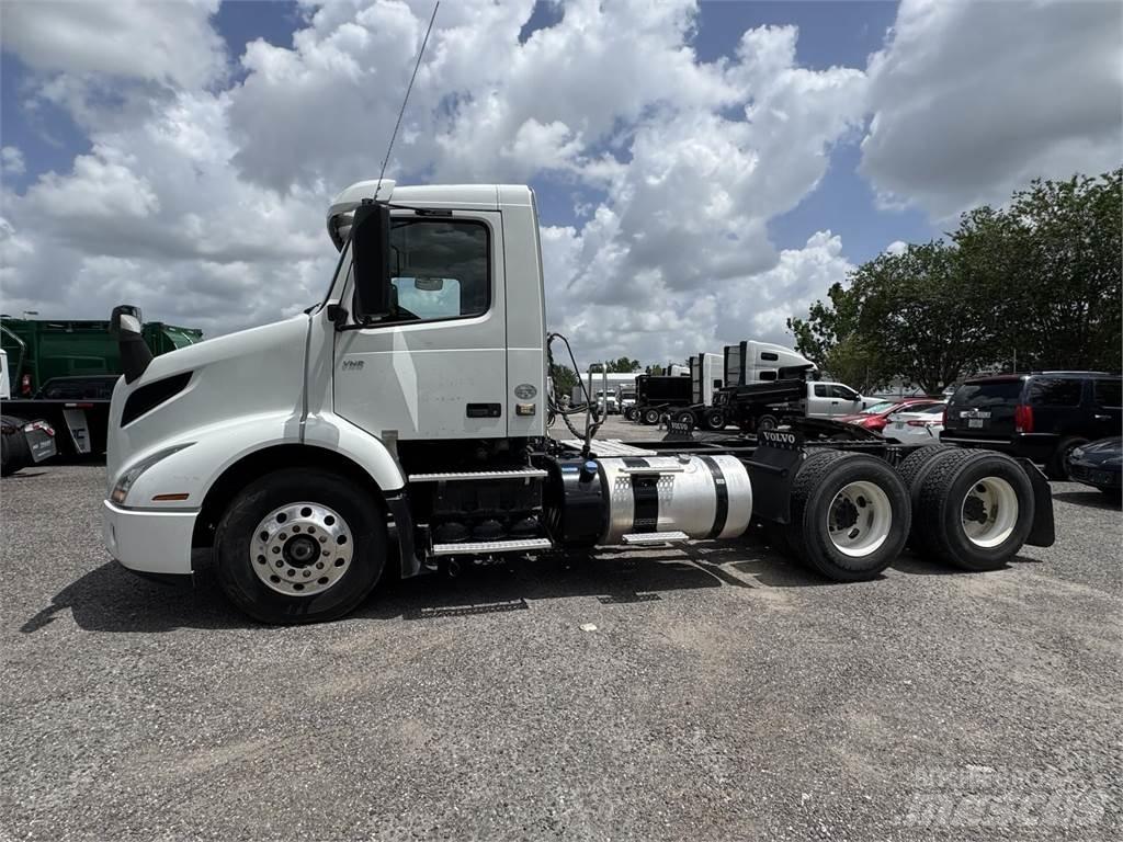 Volvo VNR64T300 Trekkvogner