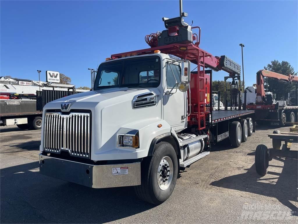 Western Star 4700SB Andre lastebiler