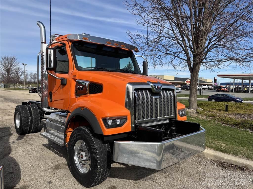 Western Star 47X Andre lastebiler