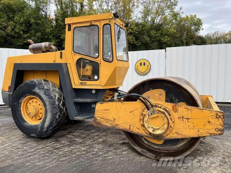Bomag BW213D Hjullaster til komprimering