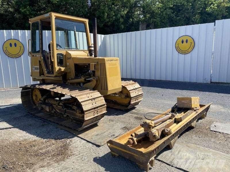 CAT D3B Dozere Beltegående