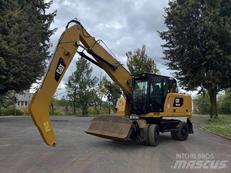 CAT MH3022 Gravemaskiner for avfallshåndtering