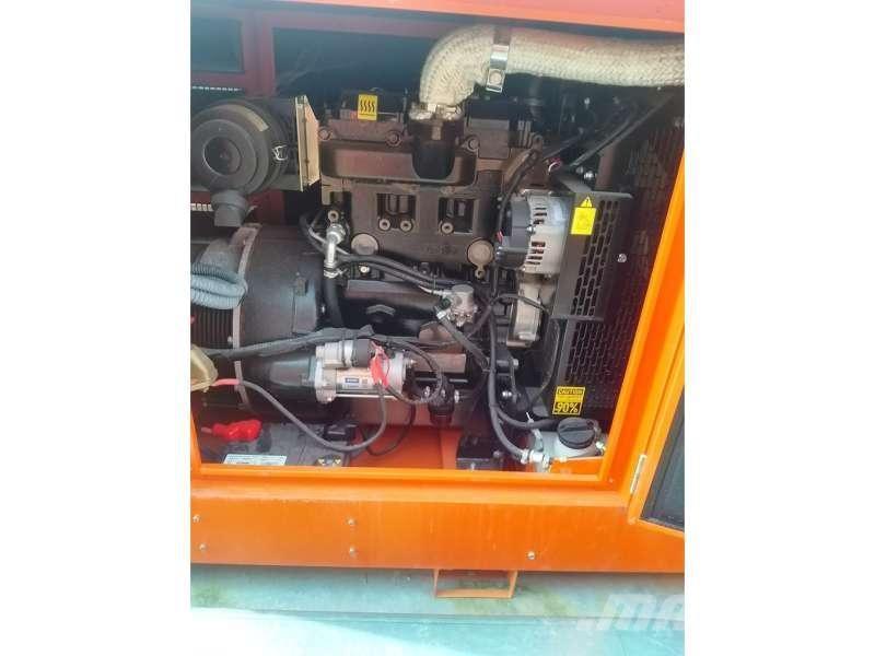  Gruau 22 KVA Diesel Generatorer