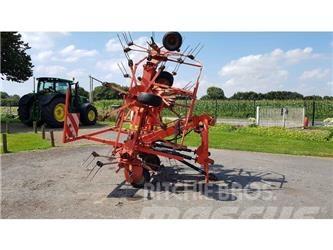 Kuhn GF7802 Raker og høyvendere