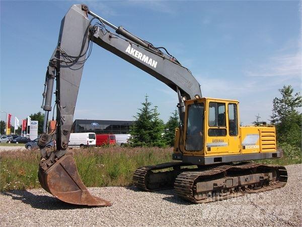 Åkerman EC230 Beltegraver