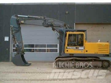 Åkerman EC230B Beltegraver