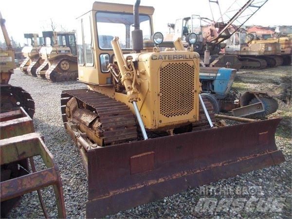 CAT D4D Dozere Beltegående