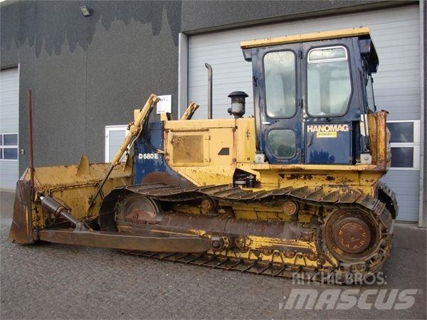 Hanomag D680E Dozere Beltegående