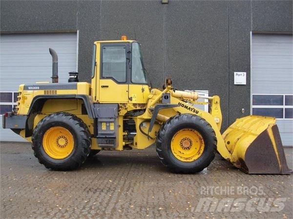 Komatsu WA320 Hjullastere