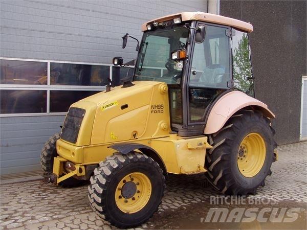 New Holland NH95 Traktorer