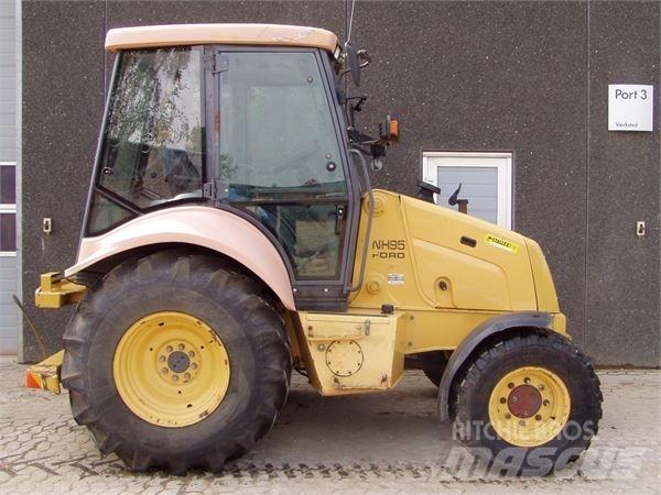 New Holland NH95 Traktorer