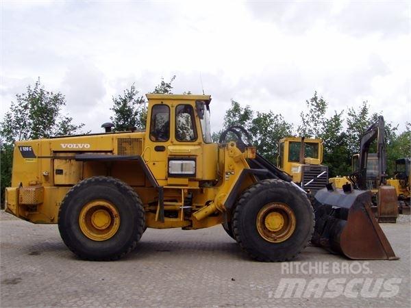 Volvo L120 Hjullastere