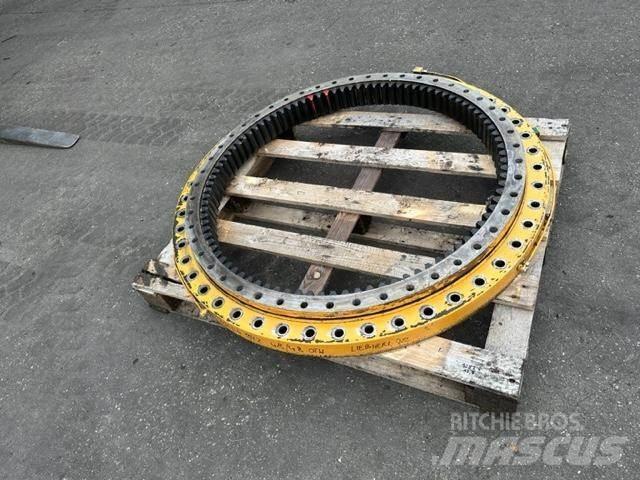 Liebherr A 922 Chassis og understell