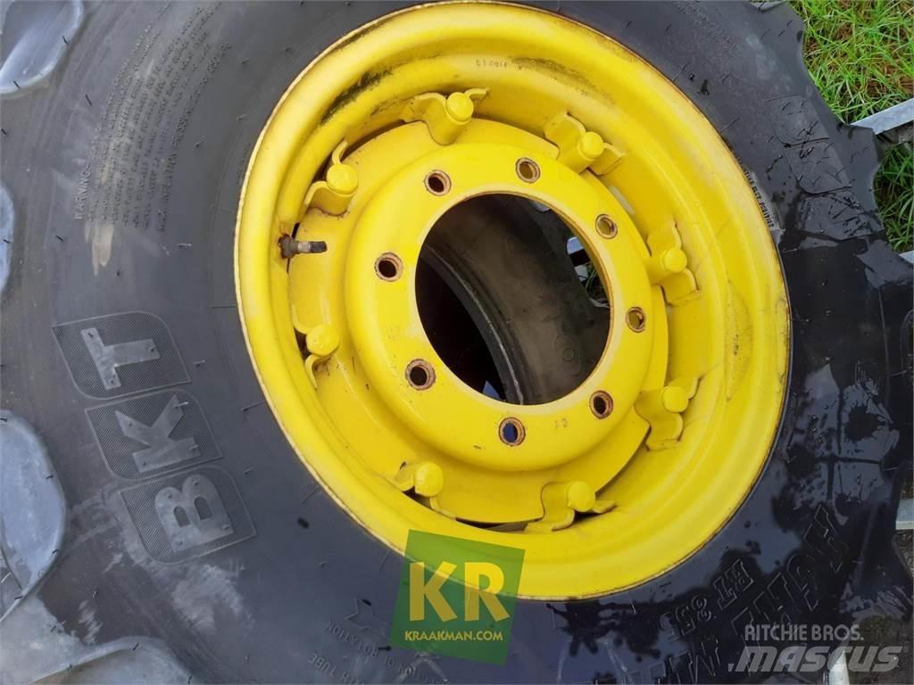 BKT 320/85R20 855 Dekk, hjul og felger