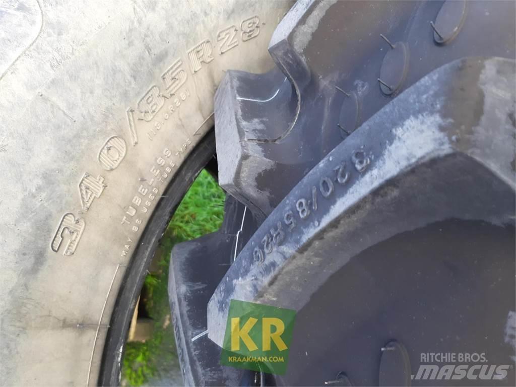 BKT 320/85R20 855 Dekk, hjul og felger