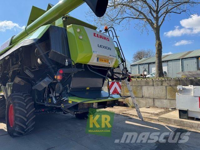 CLAAS LEXION 750 Skurtreskere