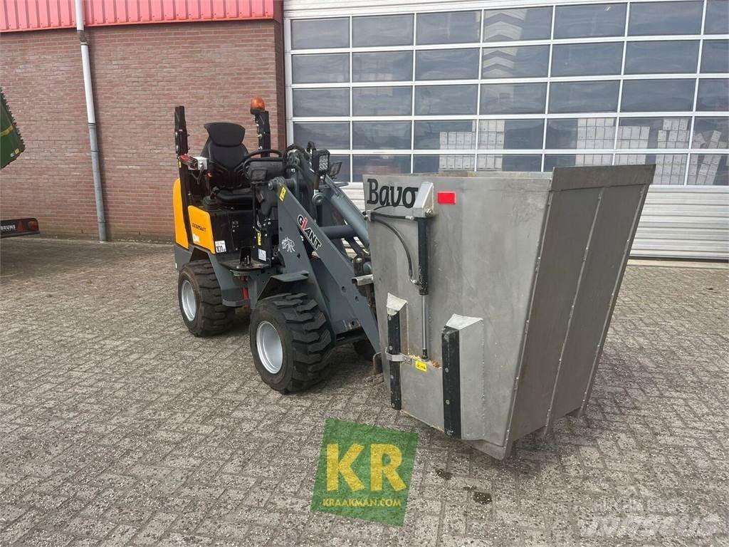 GiANT D332 Frontlastere og graveredskap