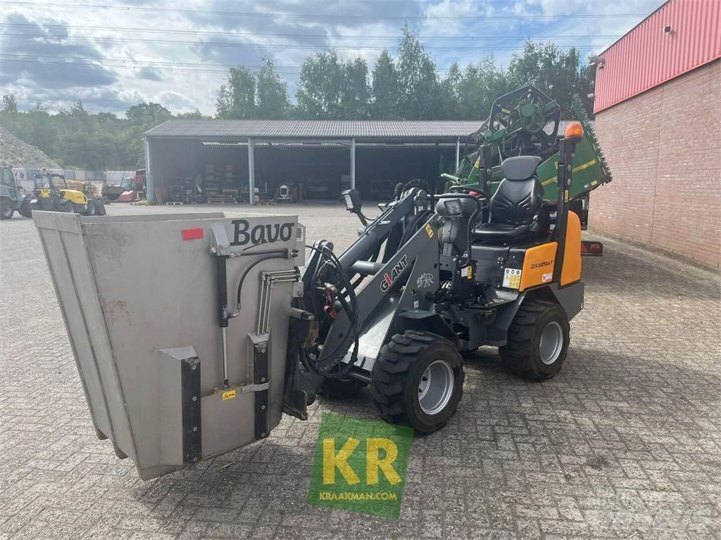 GiANT D332 Frontlastere og graveredskap