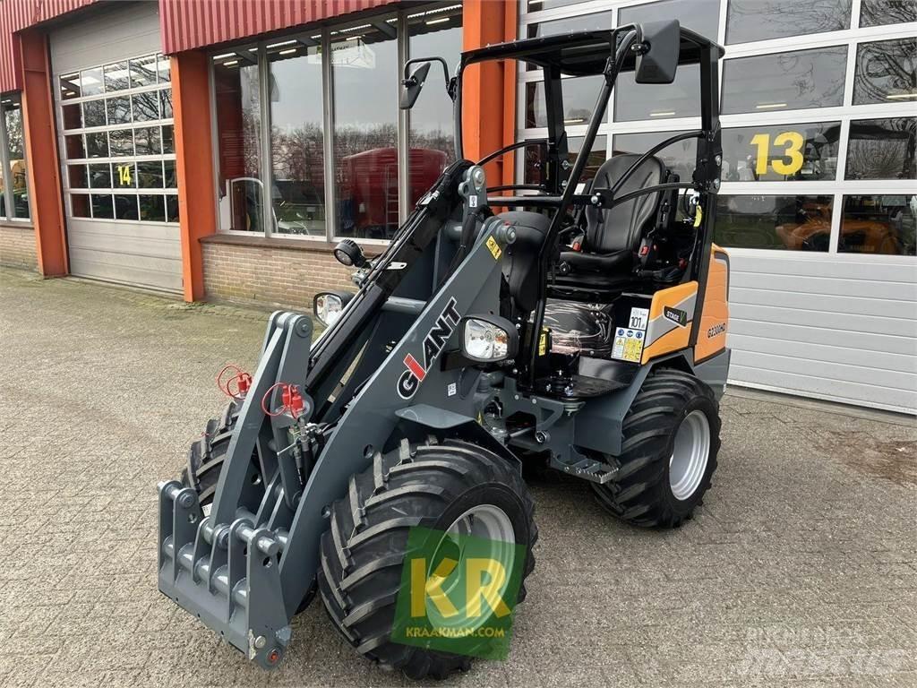 GiANT G2300 Frontlastere og graveredskap