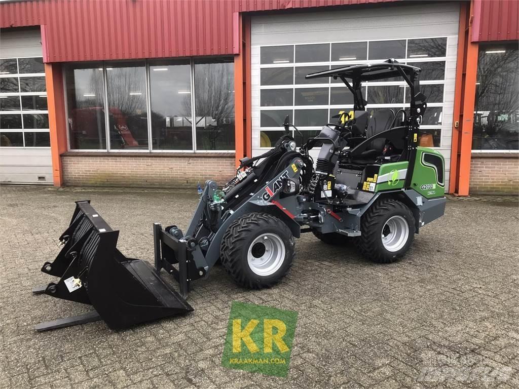 GiANT G2700E Frontlastere og graveredskap