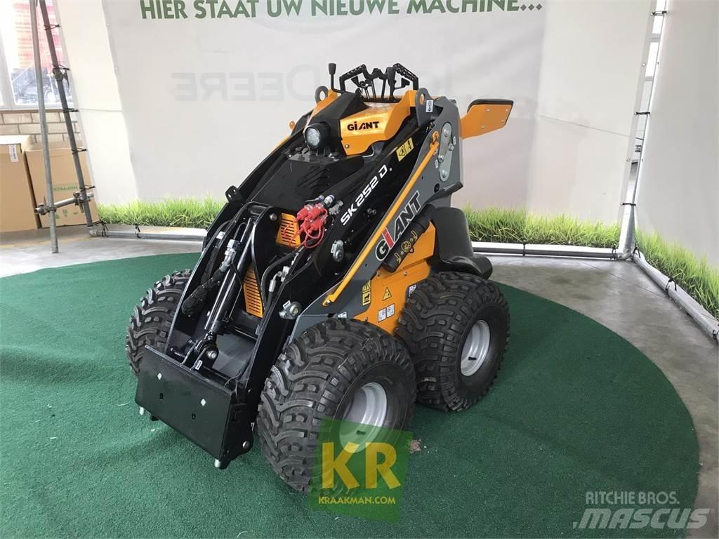 GiANT SK252D Frontlastere og graveredskap