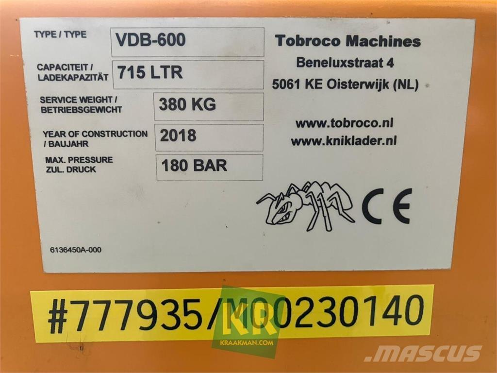 GiANT Verdeelbak Frontlastere og graveredskap