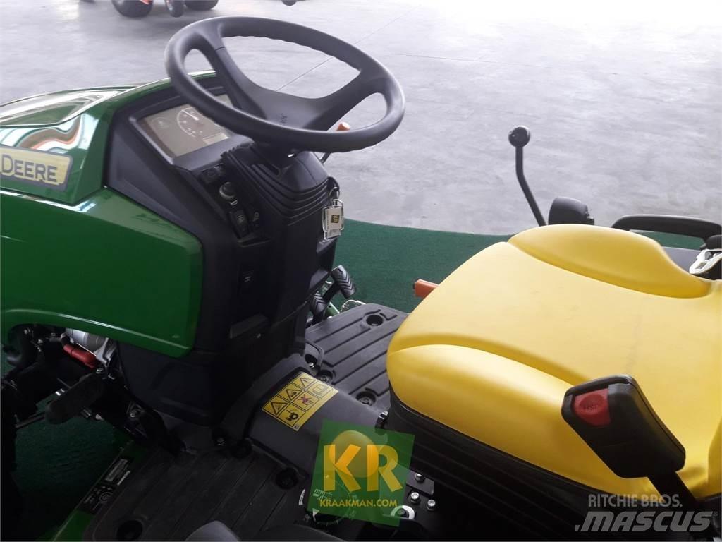 John Deere 1026R Kompakttraktorer