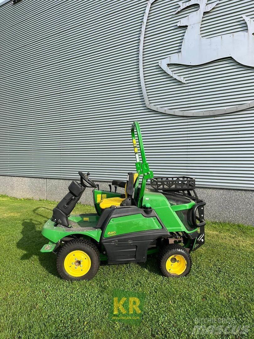 John Deere 1580 Golfbane klippere