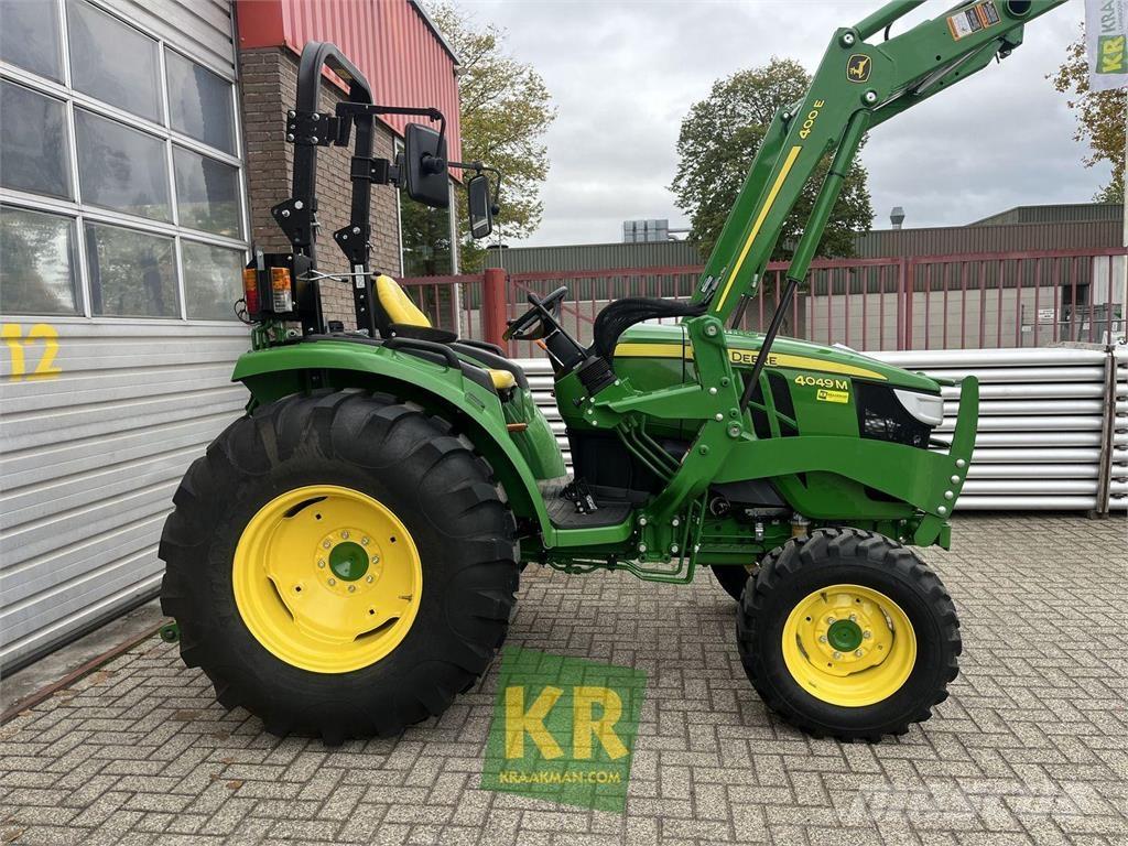 John Deere 4049M Kompakttraktorer