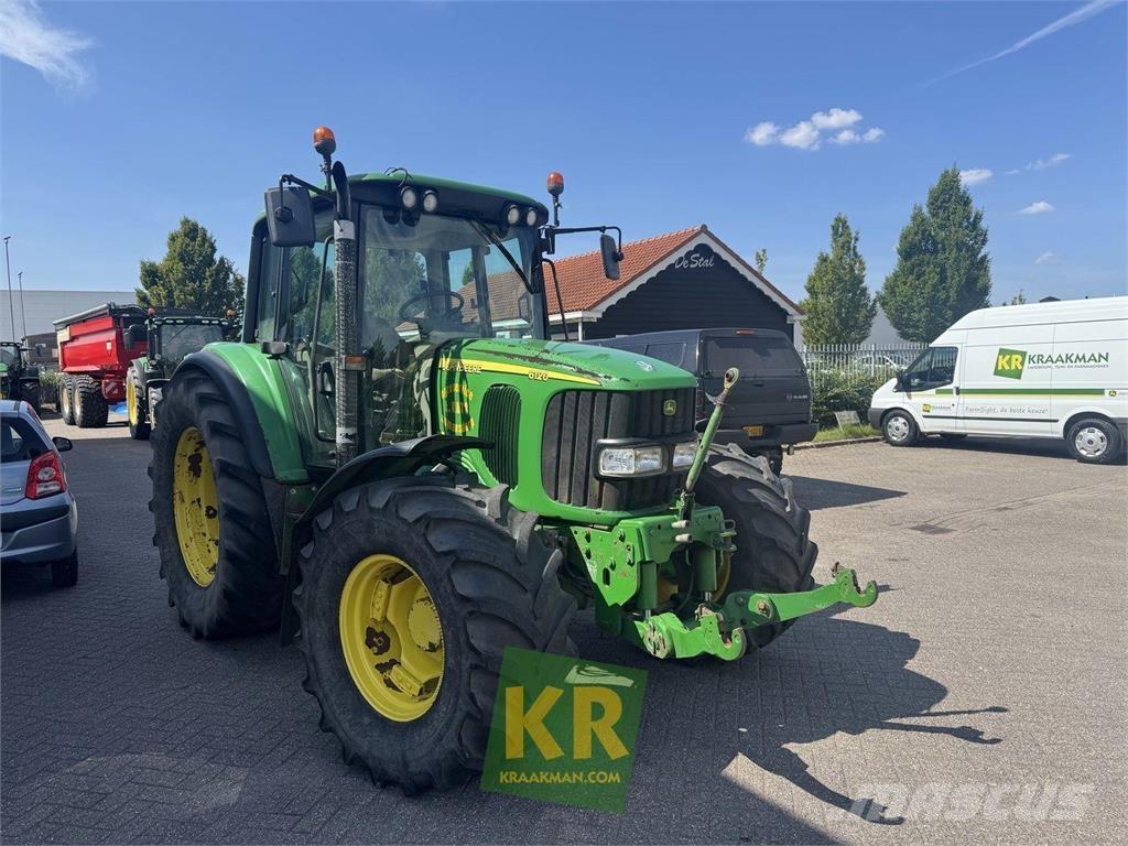 John Deere 6120 Traktorer