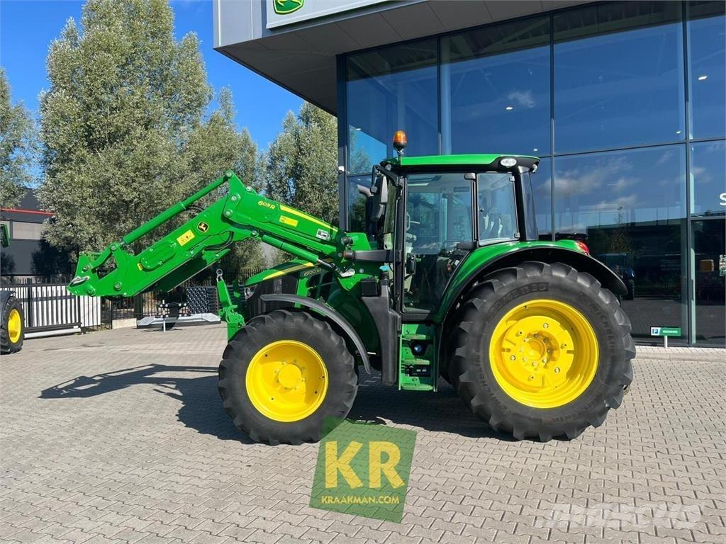 John Deere 6120M Traktorer