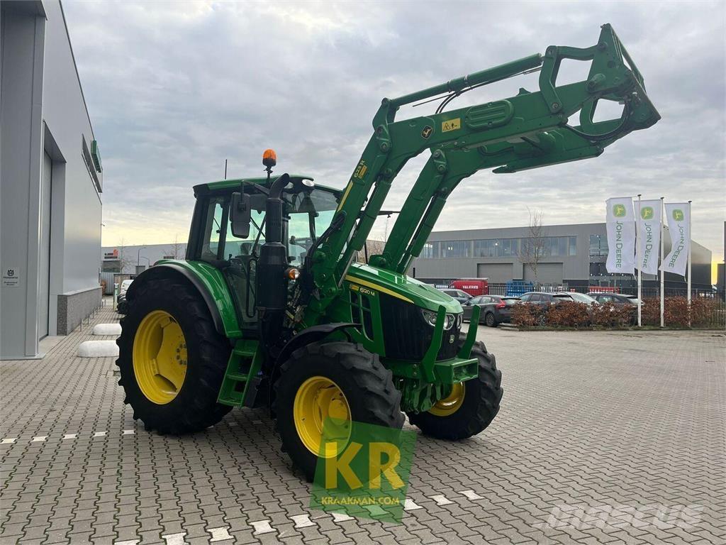 John Deere 6120M Traktorer